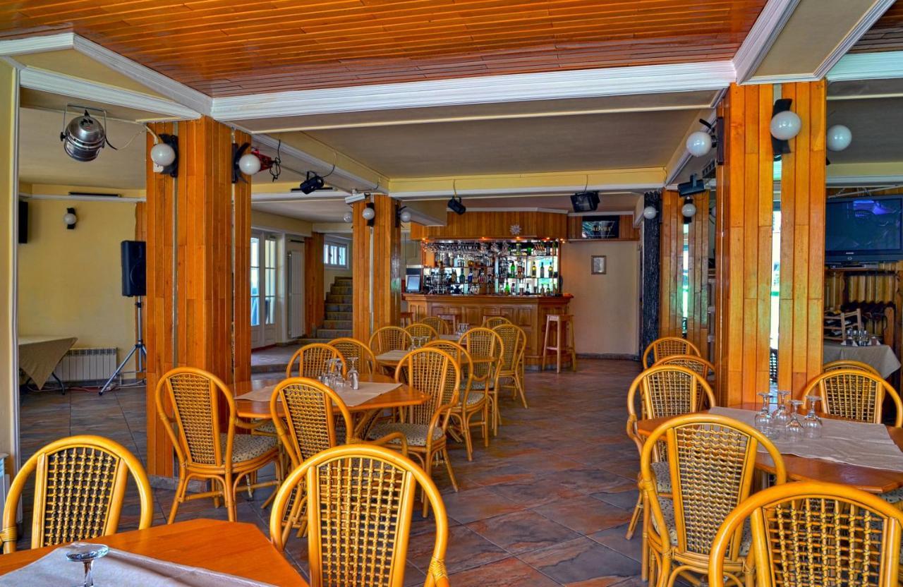 Mountain Breeze Hotel Predeal Exterior foto