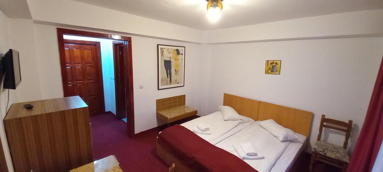 Mountain Breeze Hotel Predeal Exterior foto