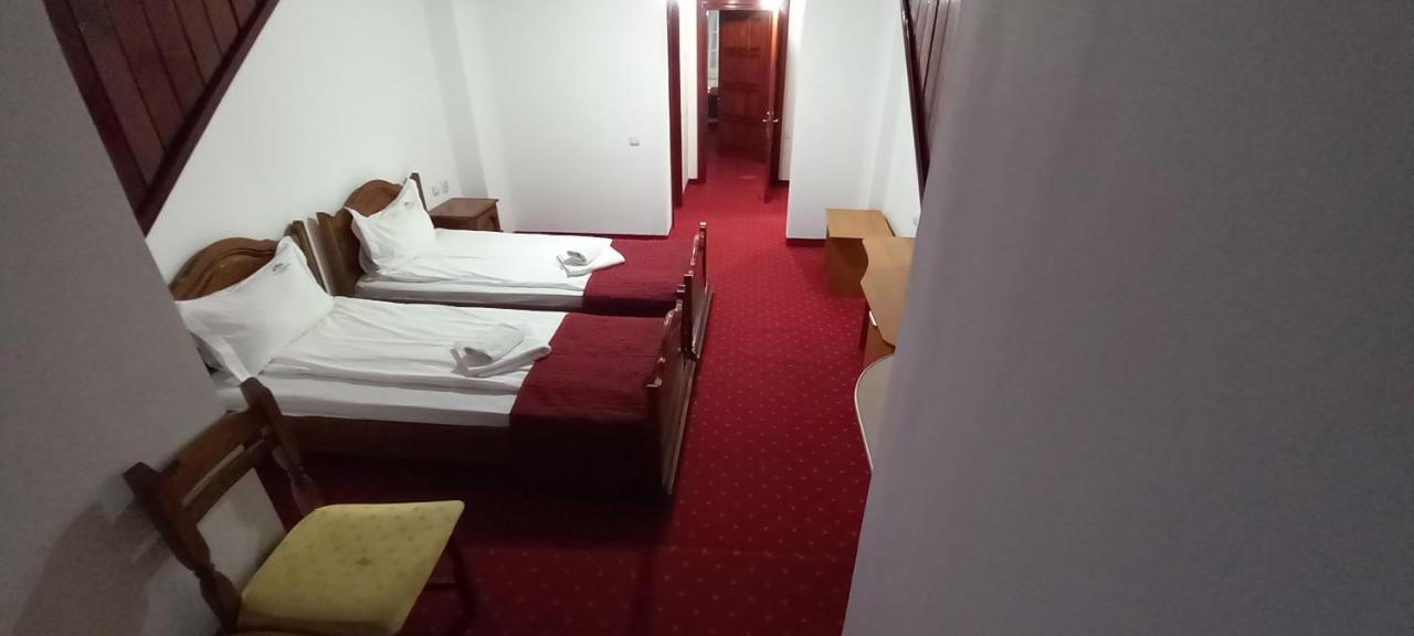 Mountain Breeze Hotel Predeal Exterior foto