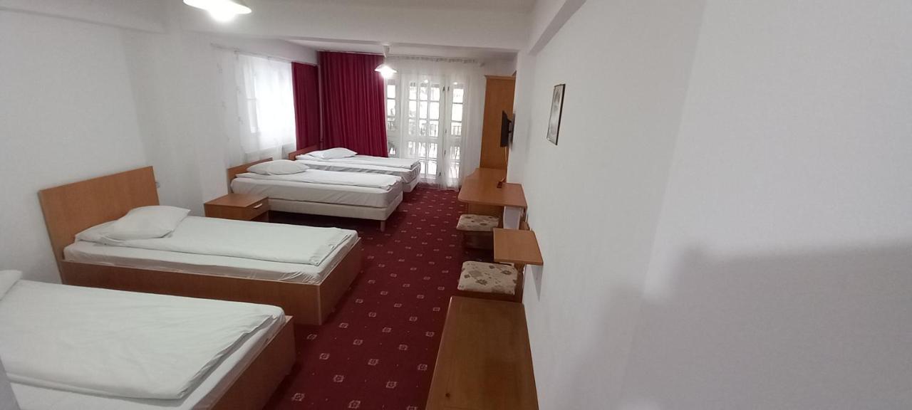 Mountain Breeze Hotel Predeal Exterior foto