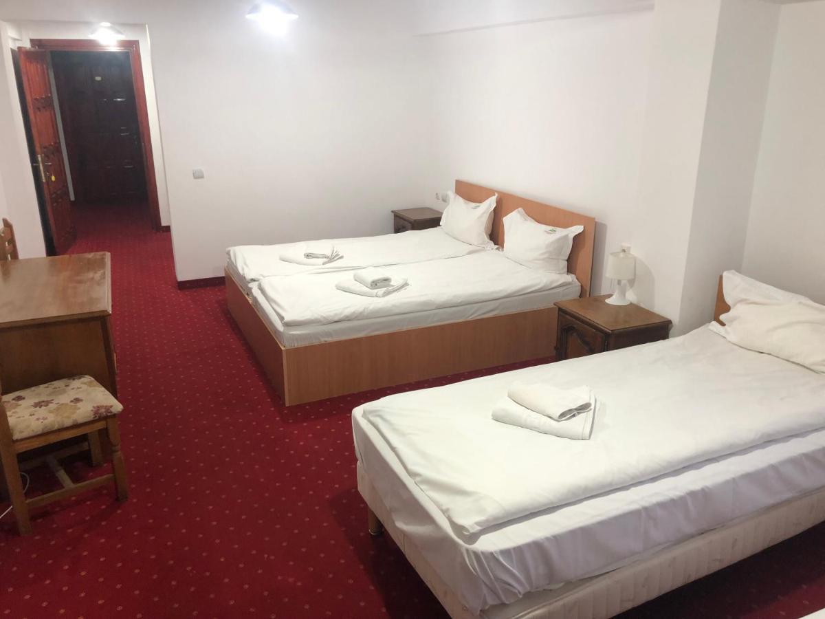 Mountain Breeze Hotel Predeal Exterior foto