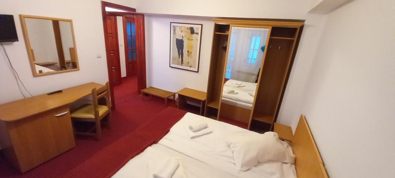 Mountain Breeze Hotel Predeal Exterior foto