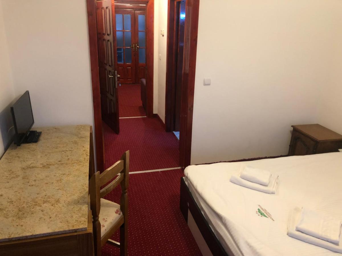 Mountain Breeze Hotel Predeal Exterior foto