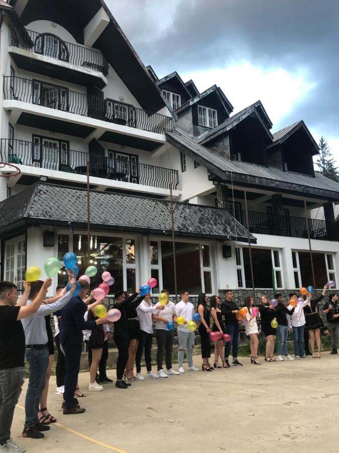 Mountain Breeze Hotel Predeal Exterior foto